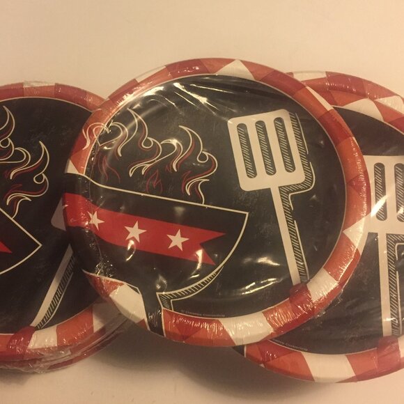 Bundle of Cookout Supplies - Picture 1 of 6